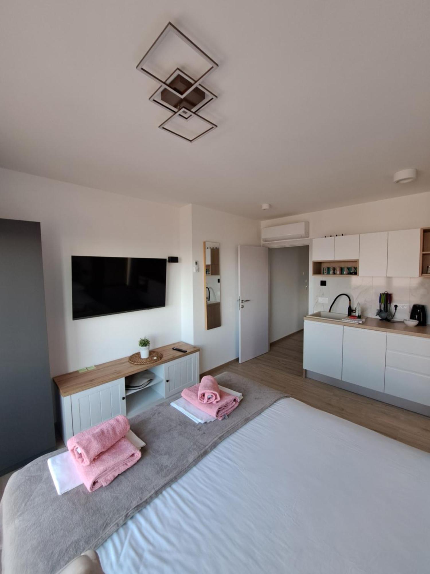M&M Luxury Apartments Petrčane Kültér fotó