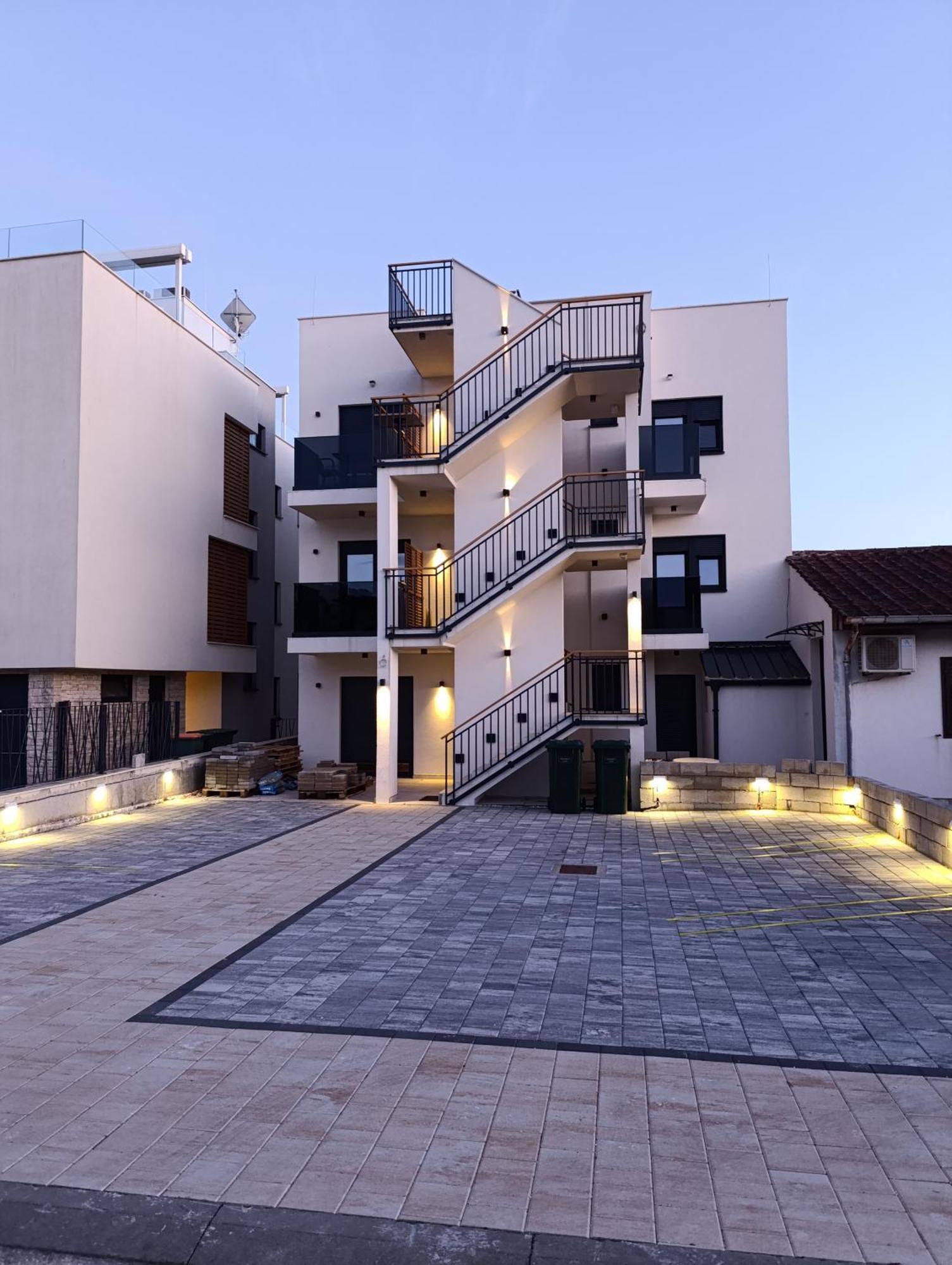 M&M Luxury Apartments Petrčane Kültér fotó